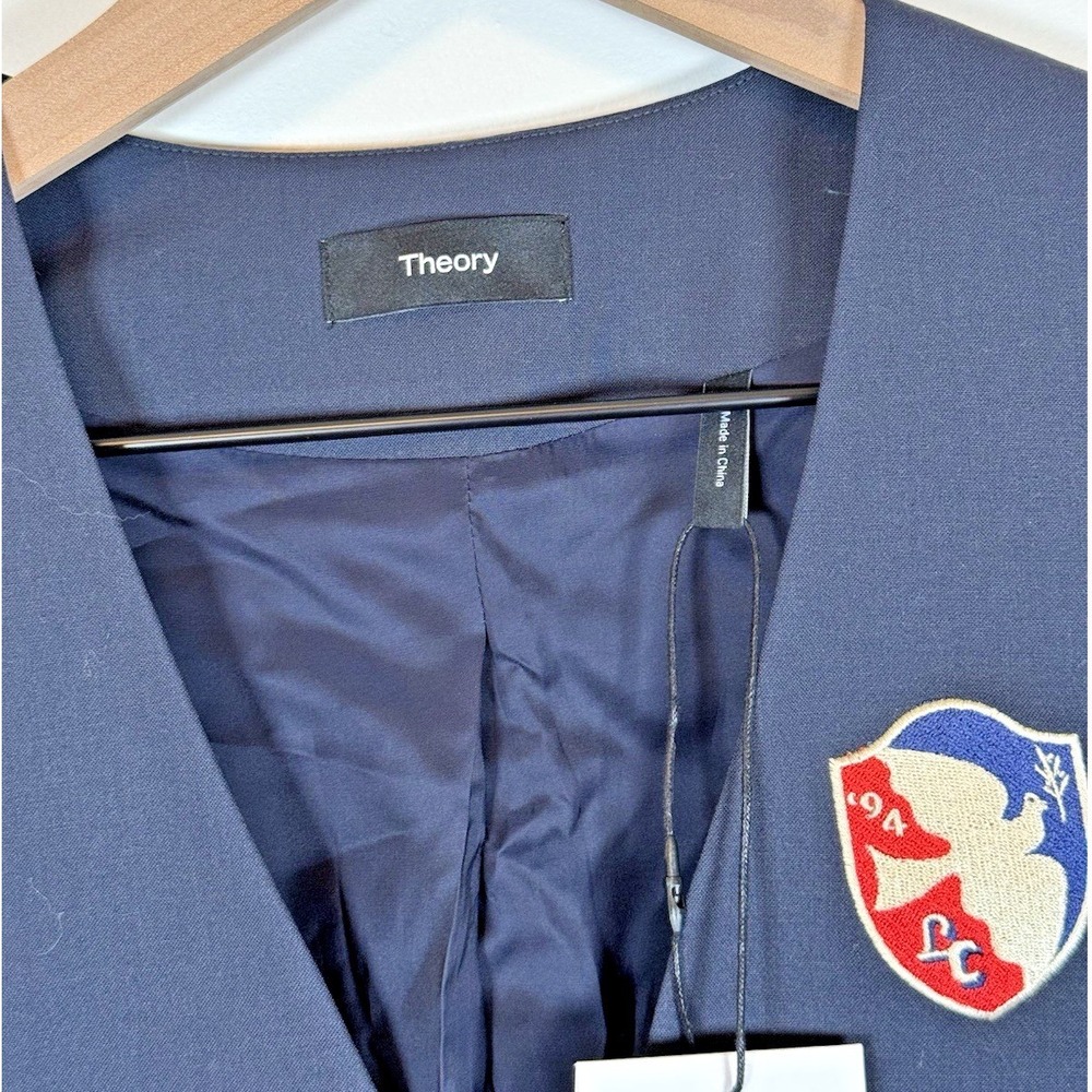 Theory Lindrayia B Blazer Women 2 Navy Traceable Wool Collarless Crest Patch NEW